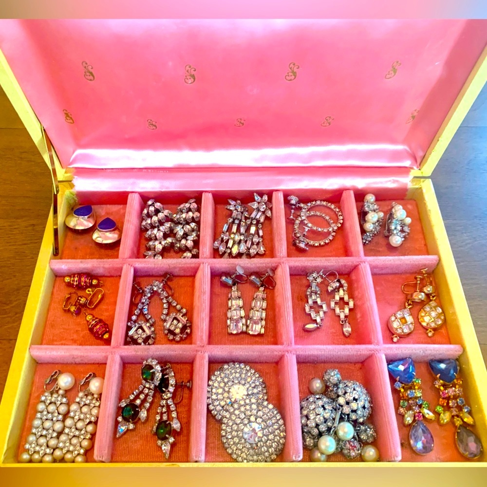 Vintage Clip On Crystal Earrings